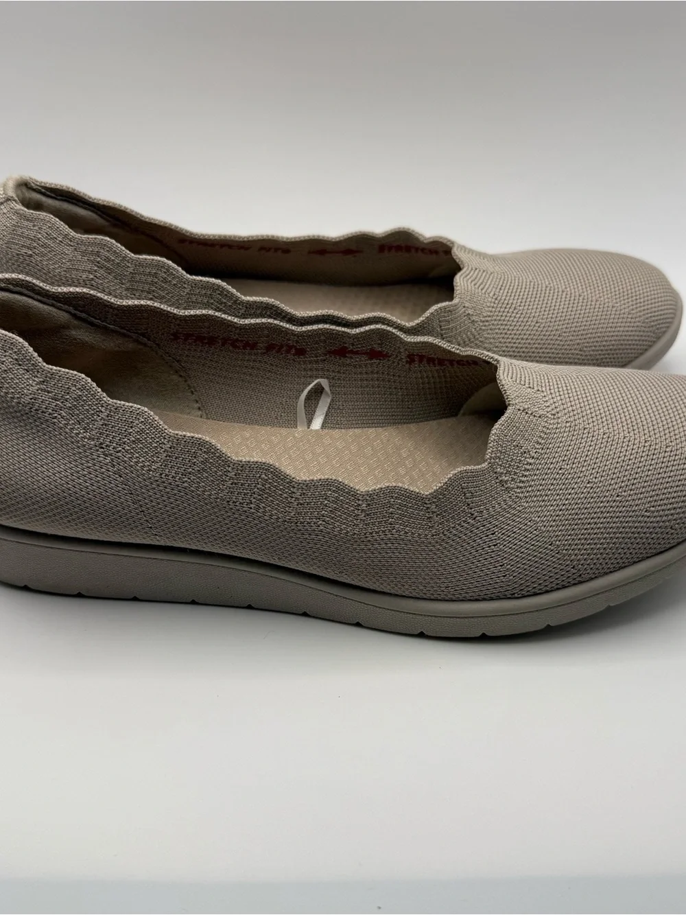 Womens Skechers Cleo Flex Spellbound Shoes Sneakers Size 7.5 W Stretch Fit